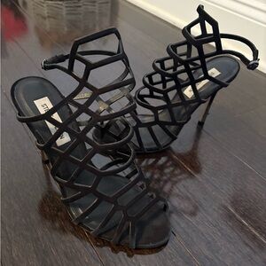 Steve Madden Black Slithur Heels